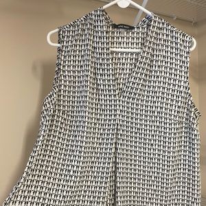 Nine West sleeveless top